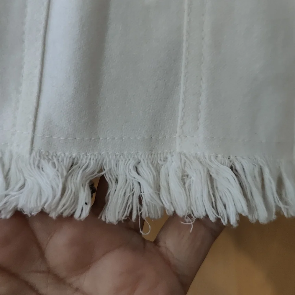 White denim jacket - Picture 5 of 8